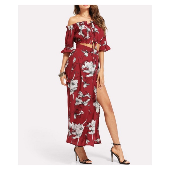 Red Floral Off the Shoulder Crop Top Skirt Set - Picture 3 of 5